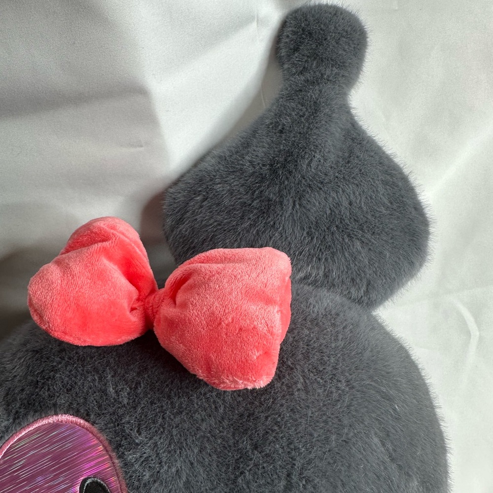 Sanrio Kuromi Holding Strawberry Plush - Picture 11 of 15